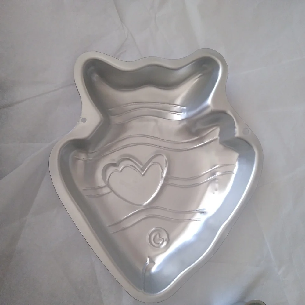 Wilton 2006 Tropical Clown Fish Cake Pan